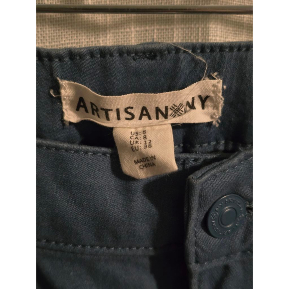 Artisan Women's very soft Jeans, Size 8, Blue - Picture 4 of 6